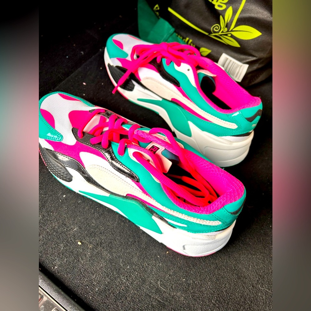 Puma South Beach Miami Vice Sneakers - size 10.5 DS BRAND NEW. no box.